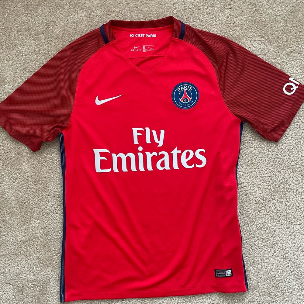 Psg red jersey